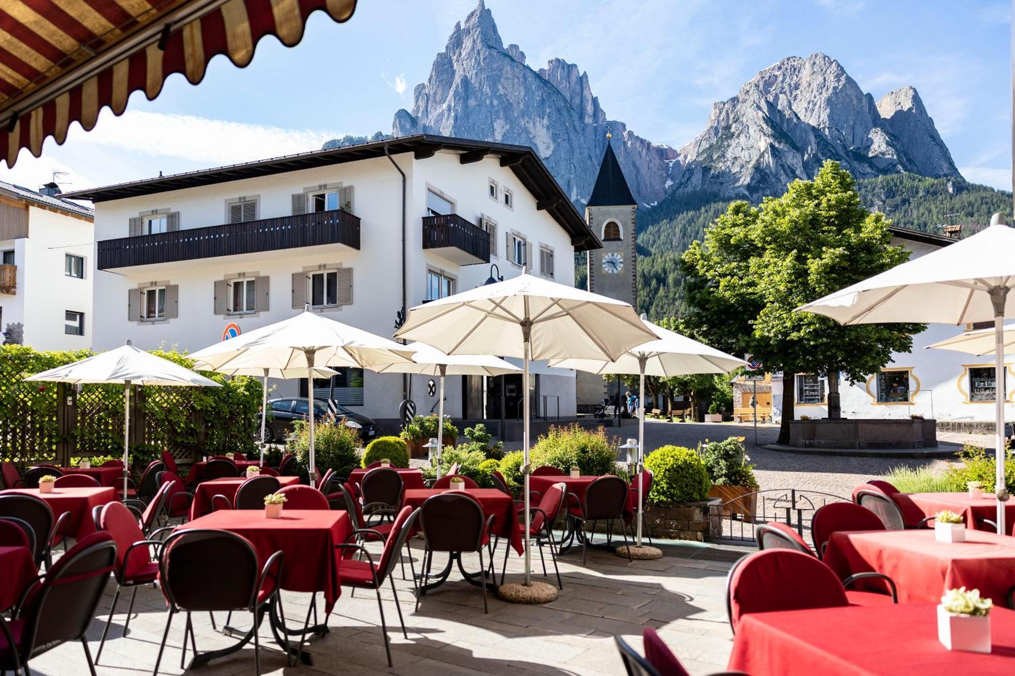 Artnatur Dolomites Hotel & Spa Siusi Exterior photo