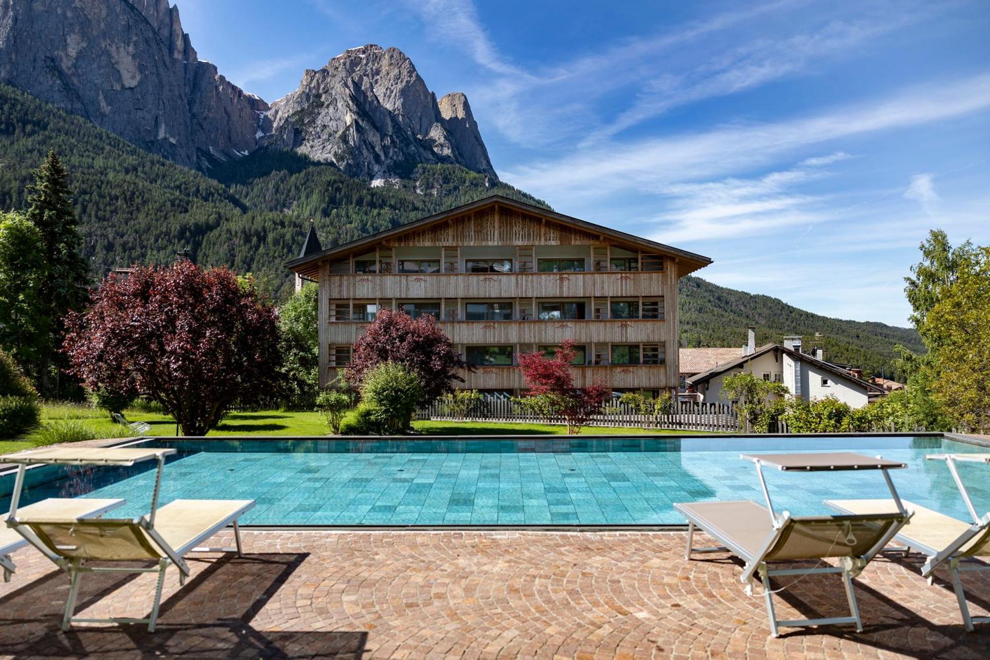 Artnatur Dolomites Hotel & Spa Siusi Exterior photo