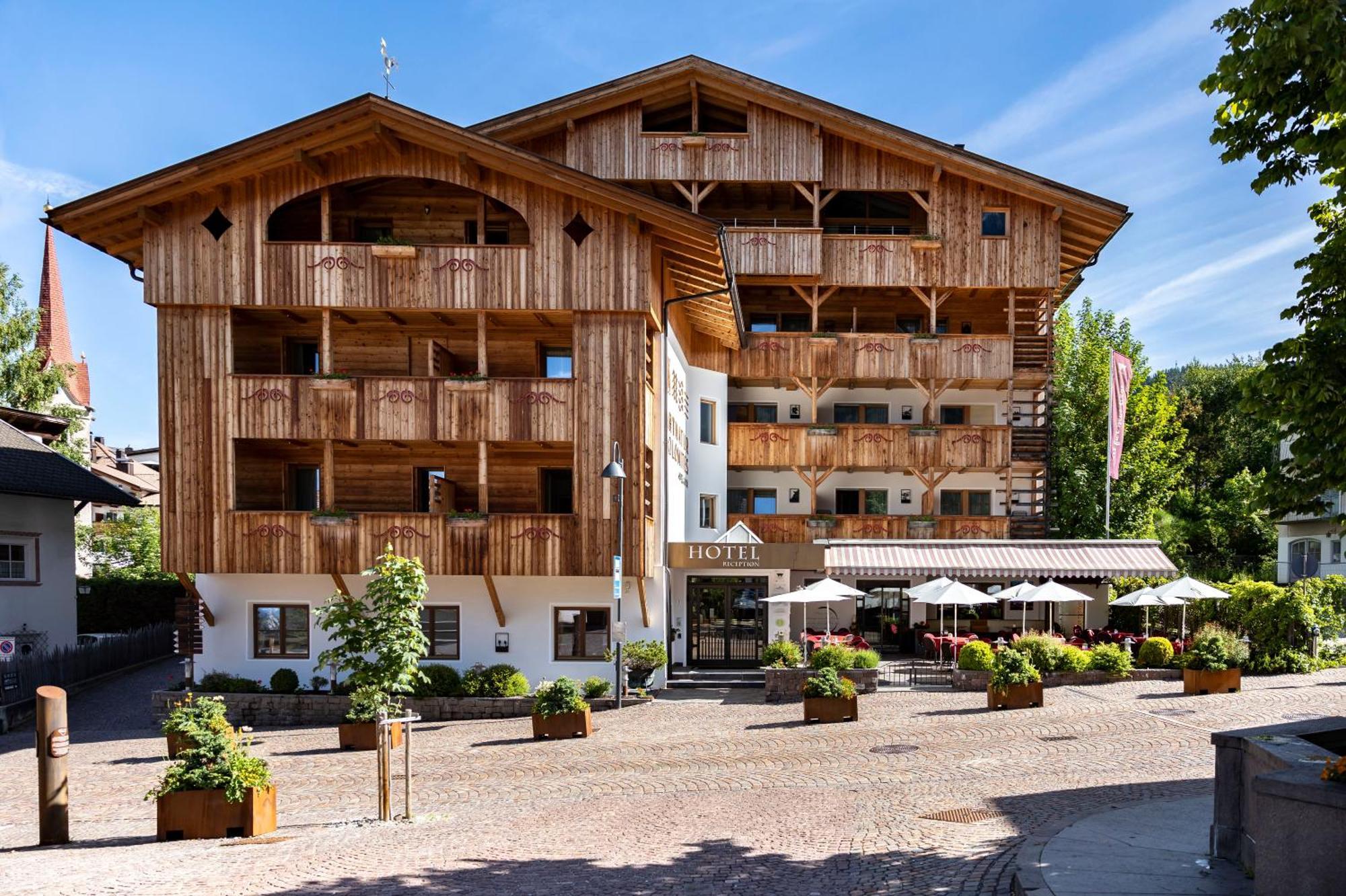 Artnatur Dolomites Hotel & Spa Siusi Exterior photo