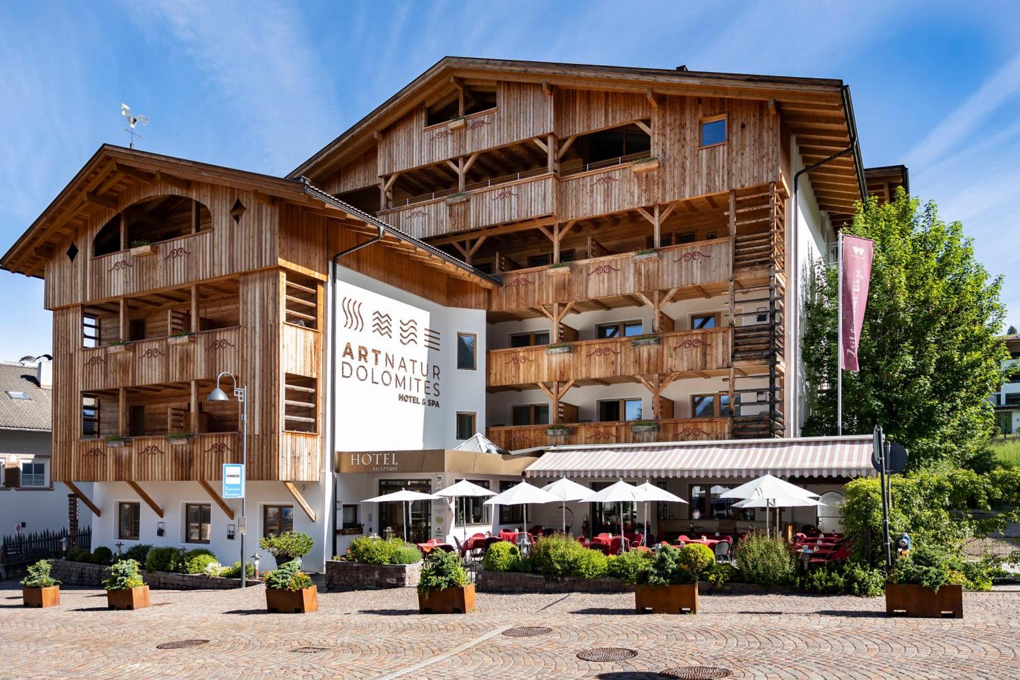 Artnatur Dolomites Hotel & Spa Siusi Exterior photo