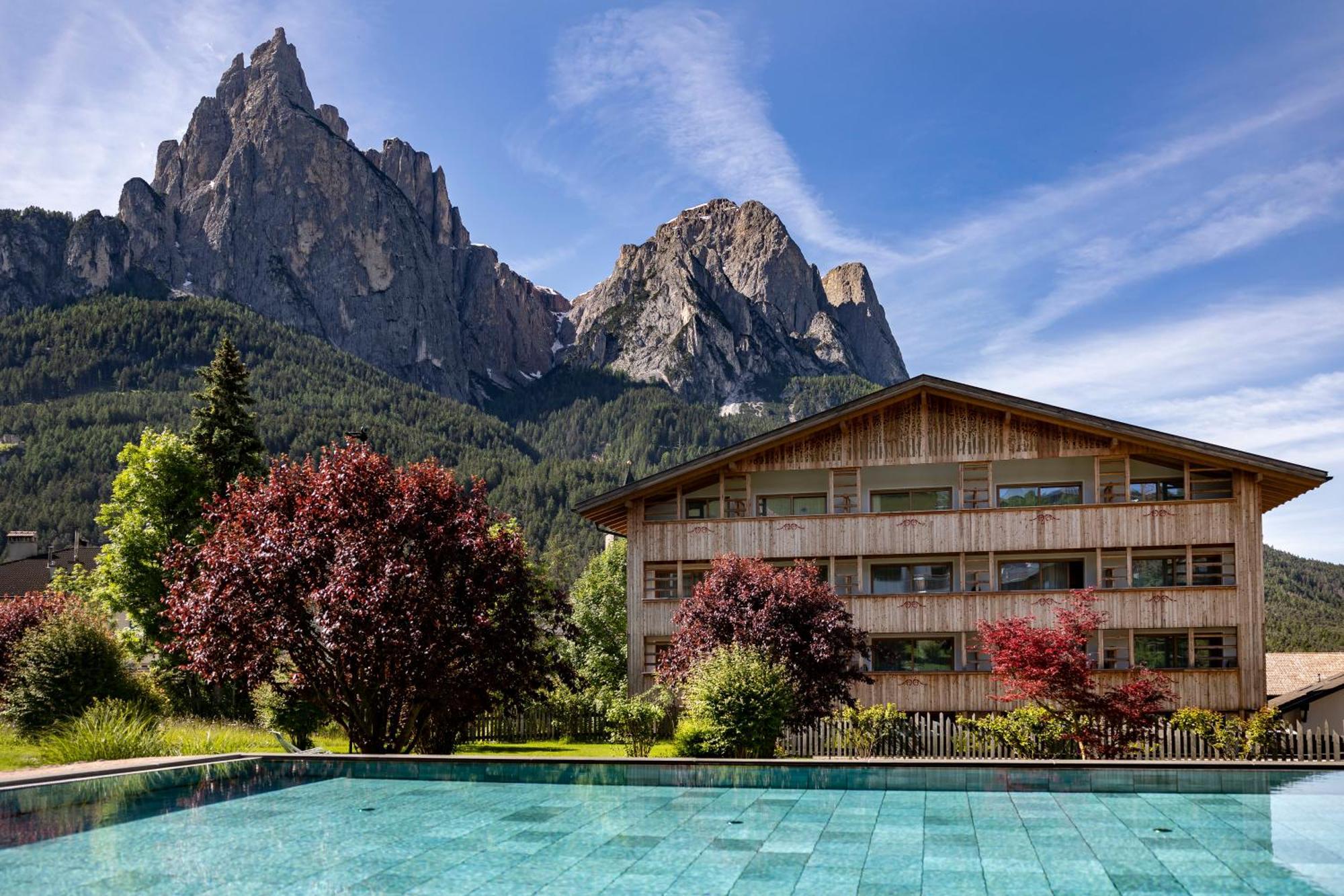 Artnatur Dolomites Hotel & Spa Siusi Exterior photo