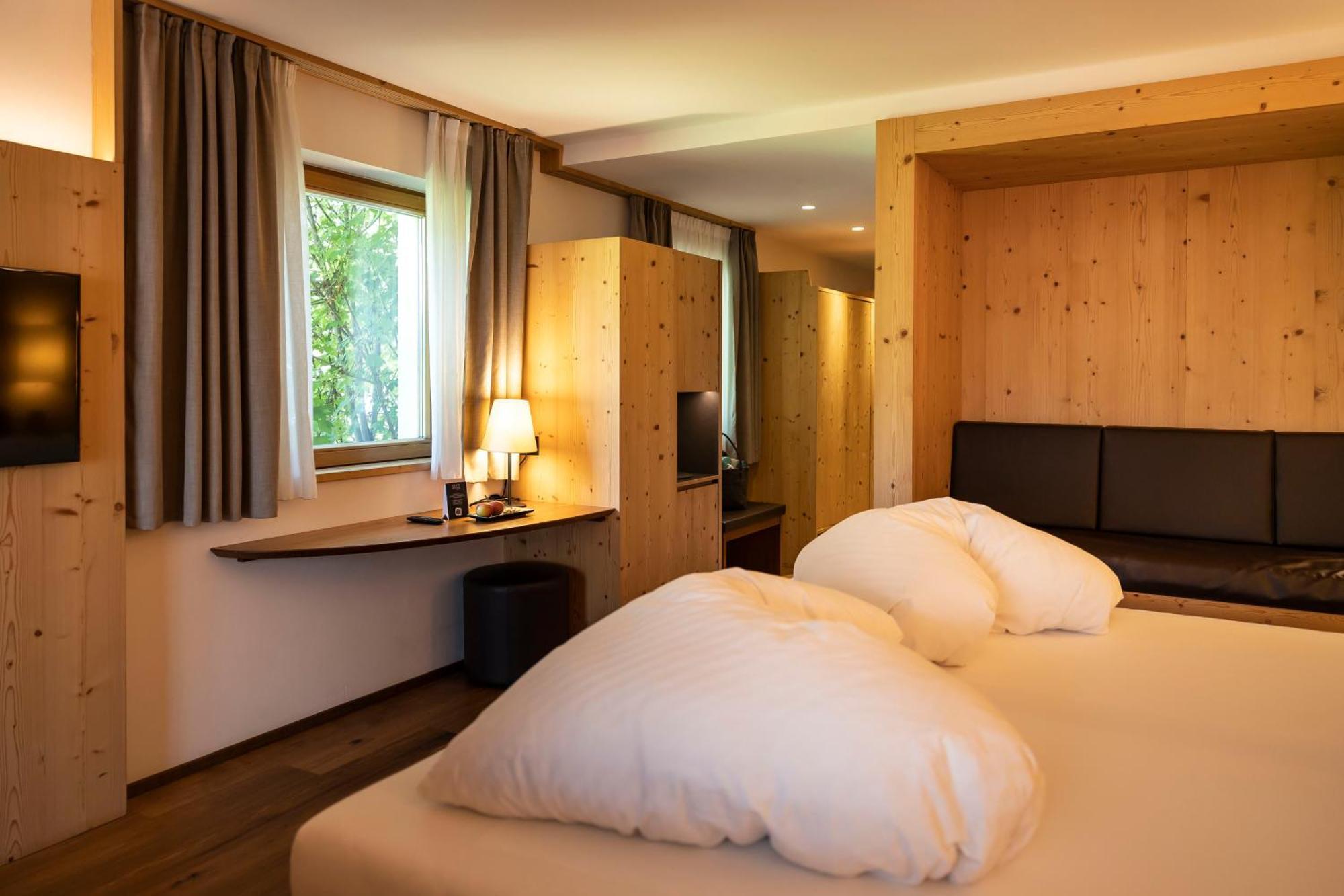 Artnatur Dolomites Hotel & Spa Siusi Room photo