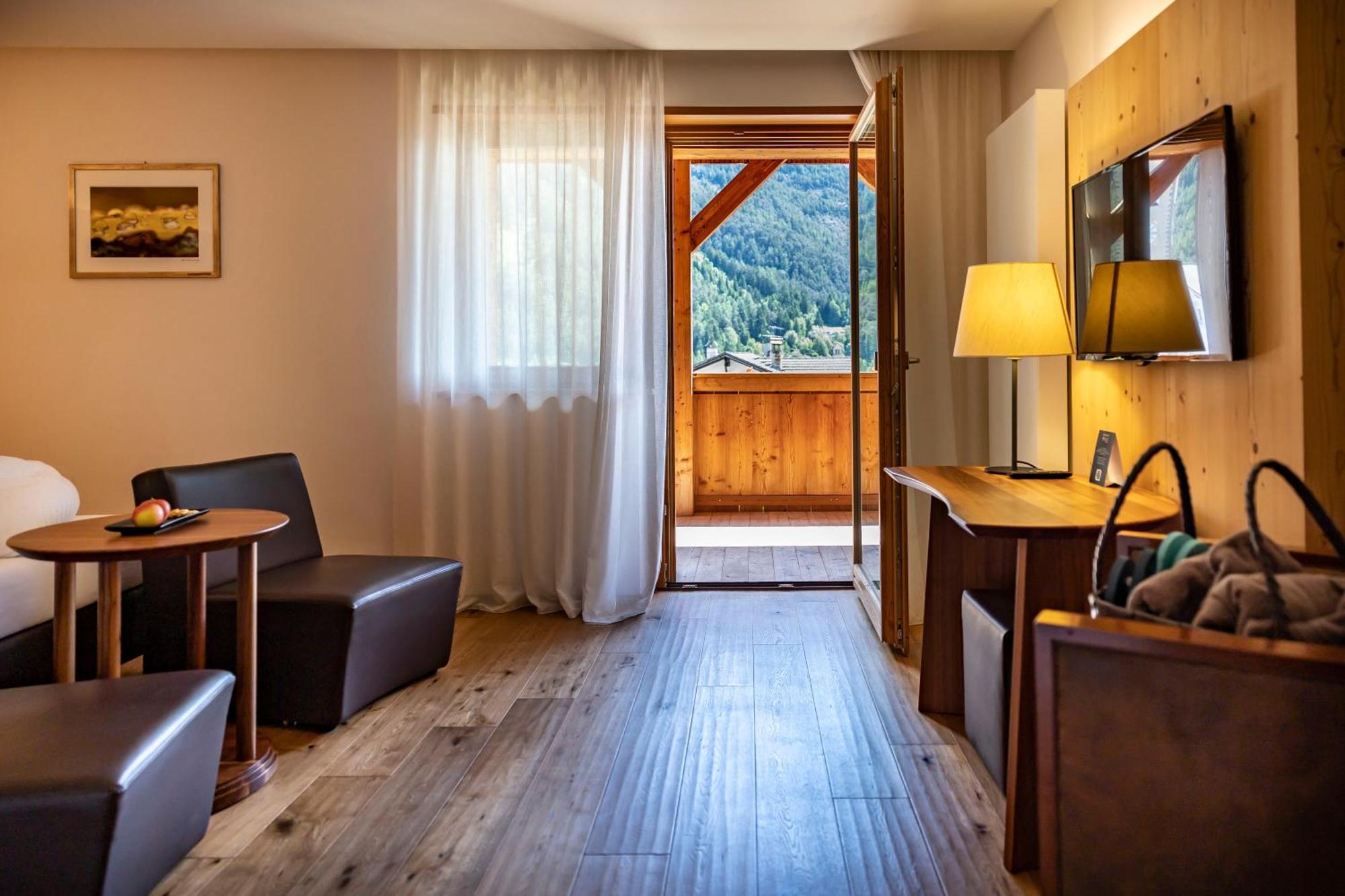 Artnatur Dolomites Hotel & Spa Siusi Room photo